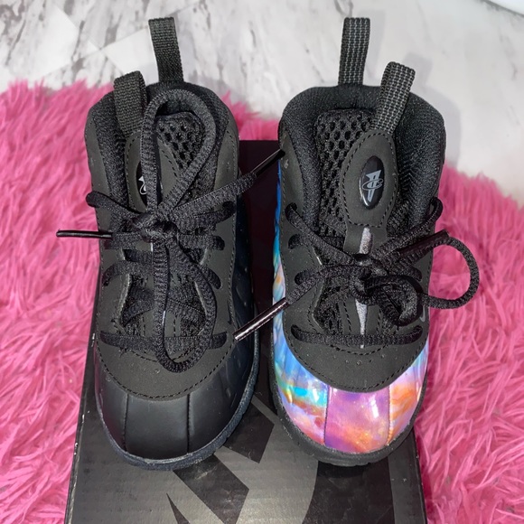 Wore once in very good conditions. - Picture 1 of 4